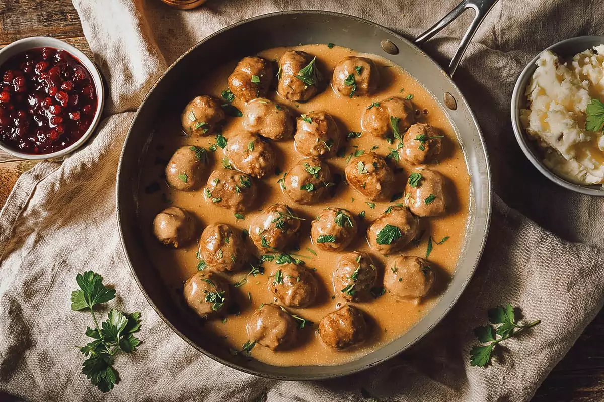 swedish food meatballs